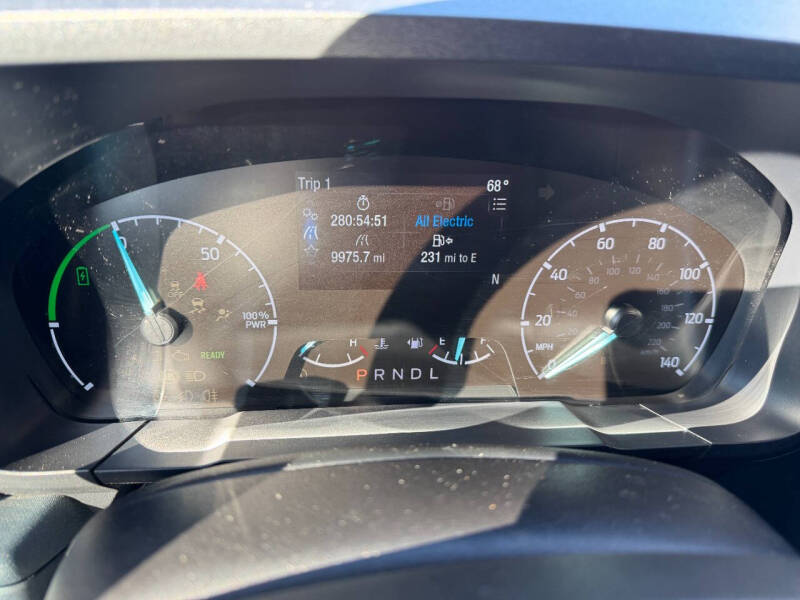 2023 Ford Maverick XL