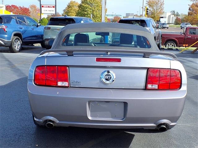 2007 Ford Mustang GT Deluxe