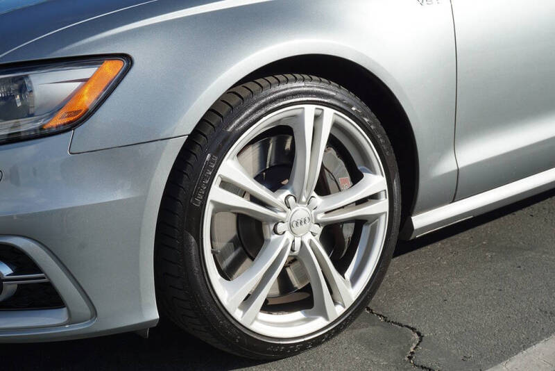 2013 Audi S6 4.0T quattro Prestige