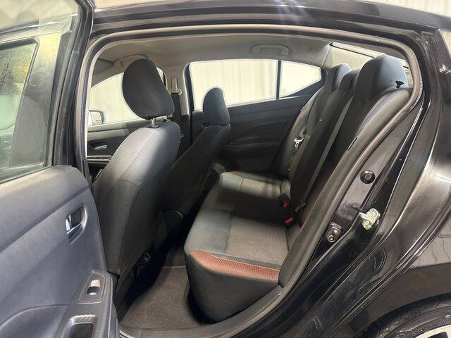 2020 Nissan Versa SR