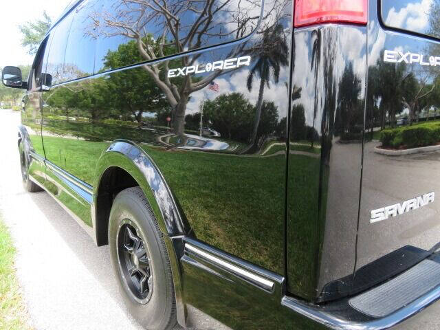 2018 GMC Savana 2500