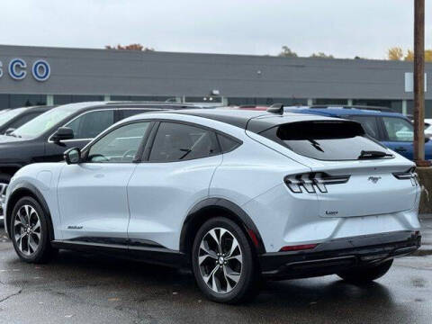 2022 Ford Mustang Mach-E Premium