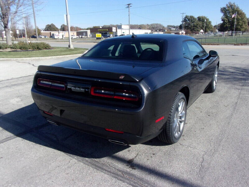 2023 Dodge Challenger SXT