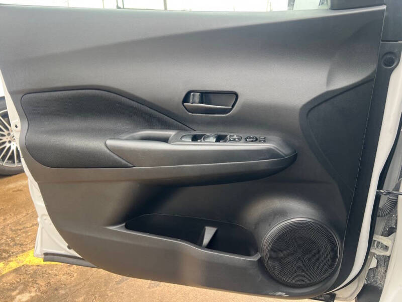 2022 Nissan Kicks S