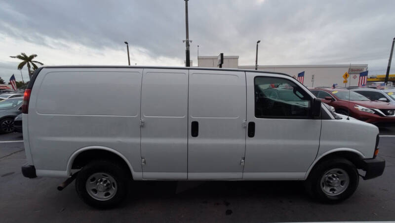 2016 Chevrolet Express 2500
