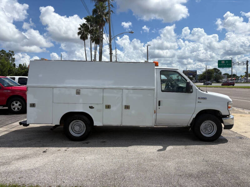 2009 Ford E-Series E-350 SD