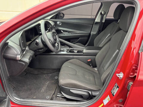 2022 Hyundai Elantra Hybrid Blue