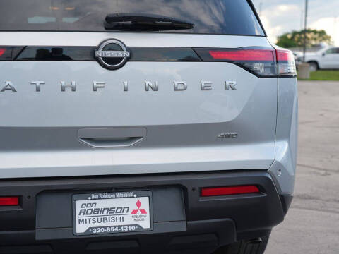 2024 Nissan Pathfinder S