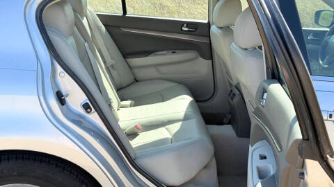 2011 Infiniti G25 Sedan Journey