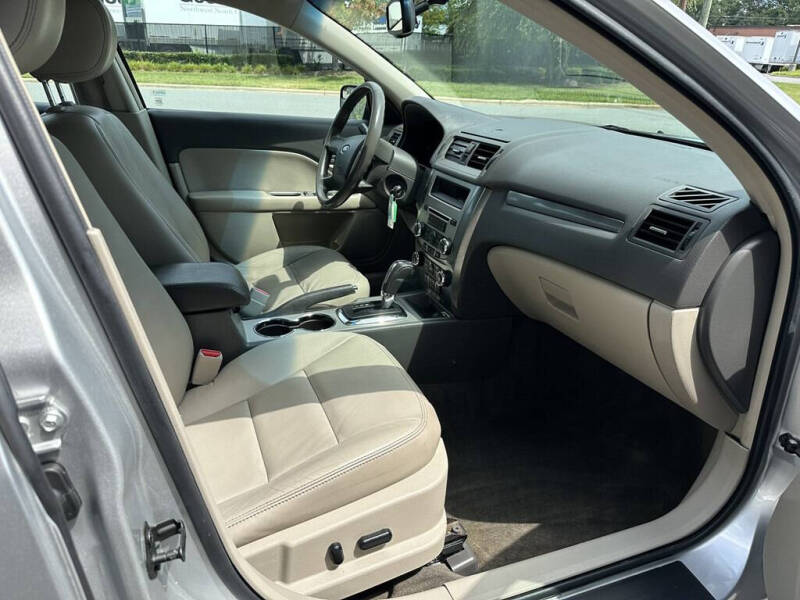 2011 Ford Fusion SEL