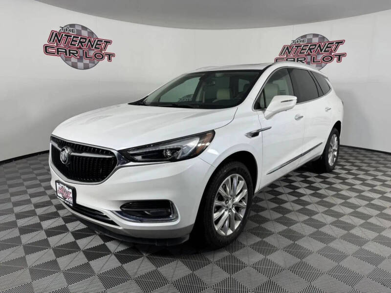 2020 Buick Enclave Essence
