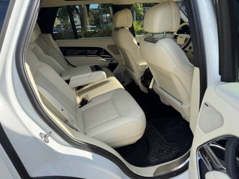 2023 Land Rover Range Rover P530 SE