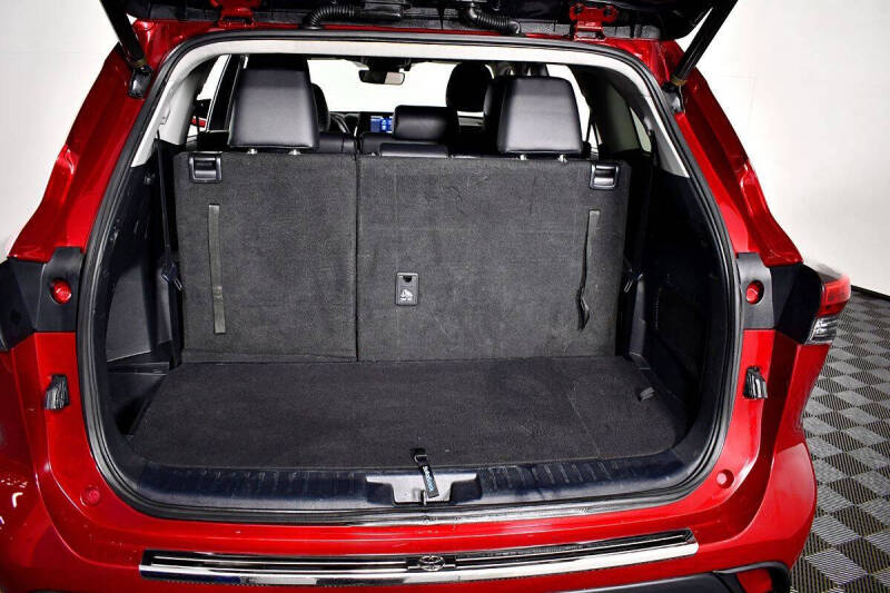 2020 Toyota Highlander Hybrid XLE