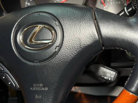 2005 Lexus SC 430