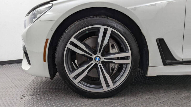 2017 BMW 7 Series 750i