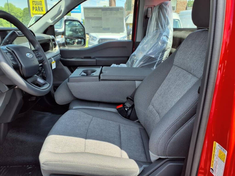 2025 Ford F-250 Super Duty XL