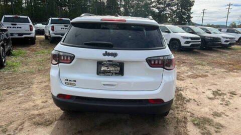 2026 Jeep Compass Latitude Altitude