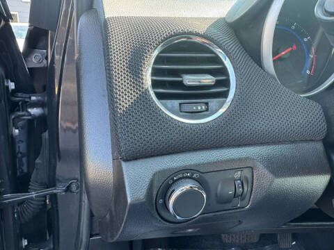 2016 Chevrolet Cruze Limited 1LT Auto