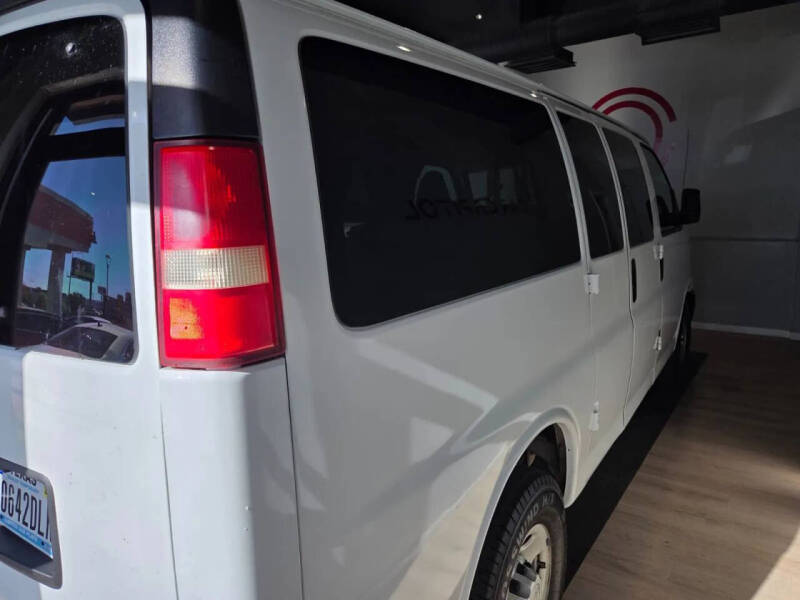 2016 Chevrolet Express LS 2500