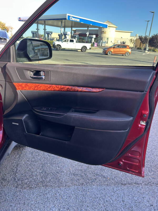 2012 Subaru Outback 2.5i Limited