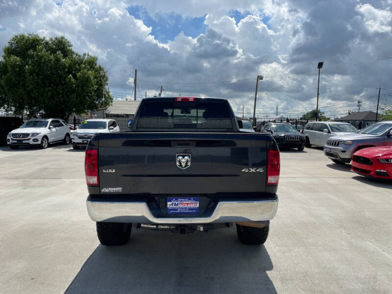 2020 RAM 1500 Classic SLT