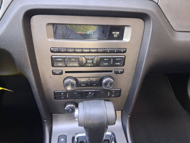2010 Ford Mustang V6