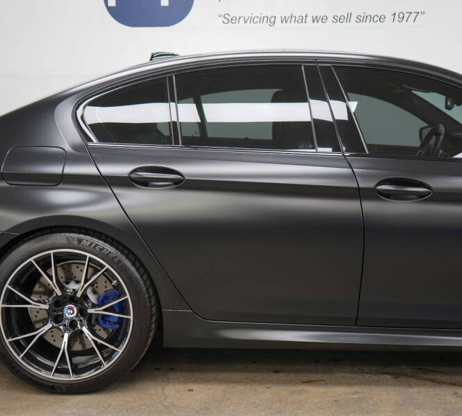 2023 BMW M5