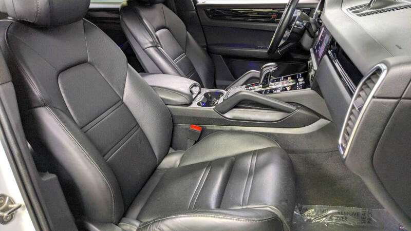 2020 Porsche Cayenne S