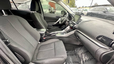 2022 Mitsubishi Eclipse Cross LE