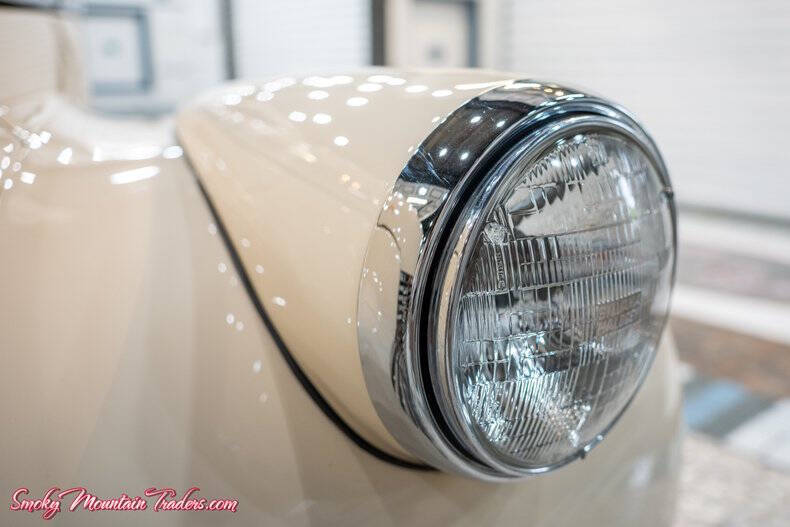 1940 Chevrolet Deluxe