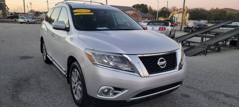 2014 Nissan Pathfinder for sale at Kelly & Kelly Supermarket of Cars in Fayetteville NC