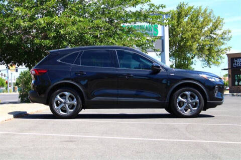 2025 Ford Escape ST-Line Select