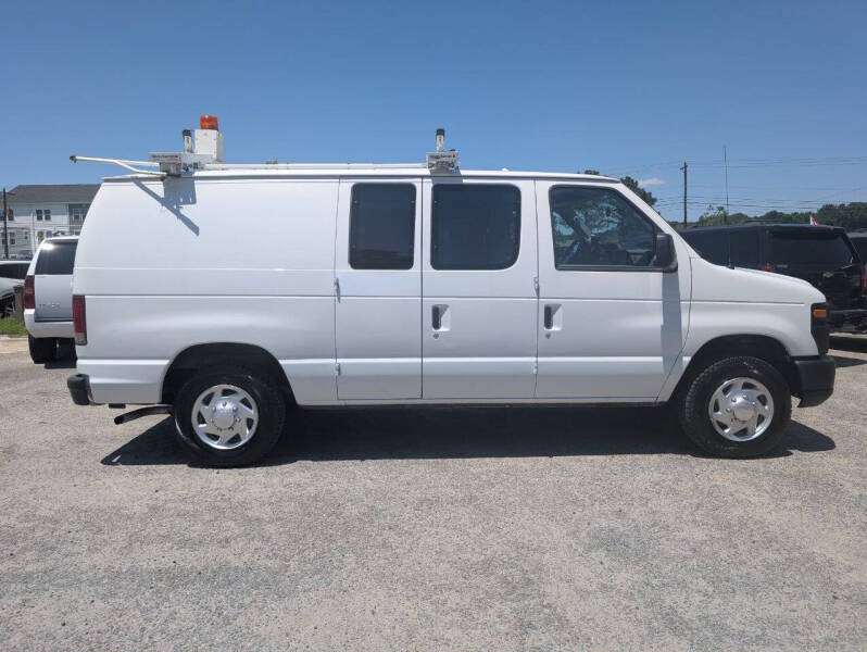 2014 Ford E-Series E-150