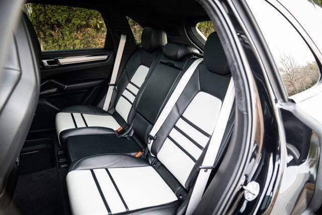 2021 Porsche Cayenne GTS