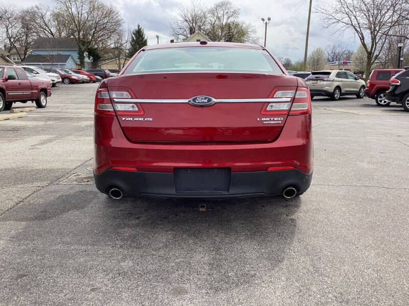 2017 Ford Taurus Limited