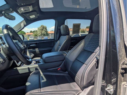 2025 GMC Sierra EV Denali
