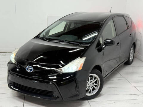 2015 Toyota Prius v Two