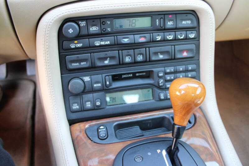2000 Jaguar XK-Series XK8