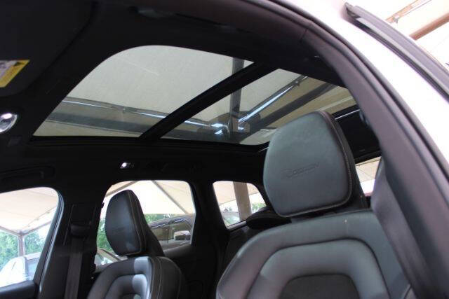 2019 Volvo XC60 T6 R-Design