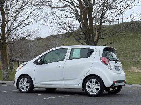 2014 Chevrolet Spark LS Manual