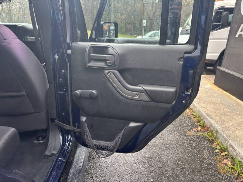 2013 Jeep Wrangler Unlimited Freedom Edition