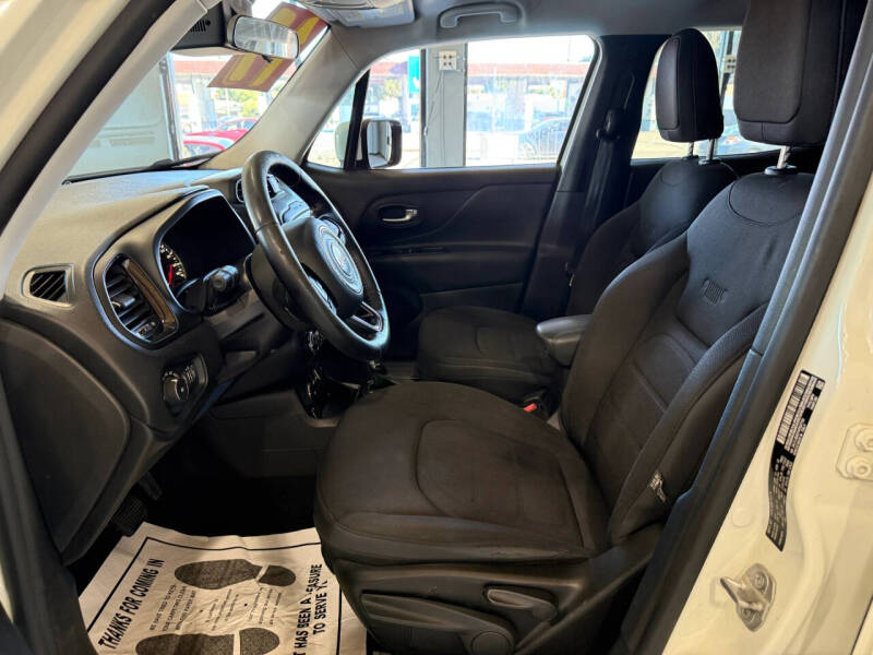 2017 Jeep Renegade Altitude