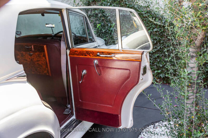 1957 Bentley S1 Right-Hand-Drive