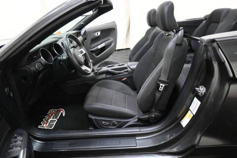 2016 Ford Mustang V6