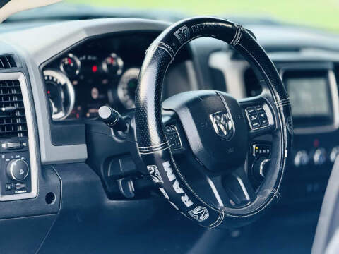 2017 RAM 1500 Express