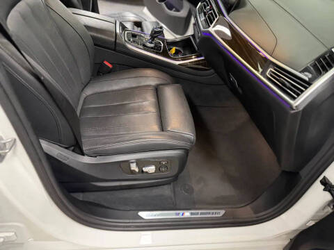 2019 BMW X7 xDrive50i