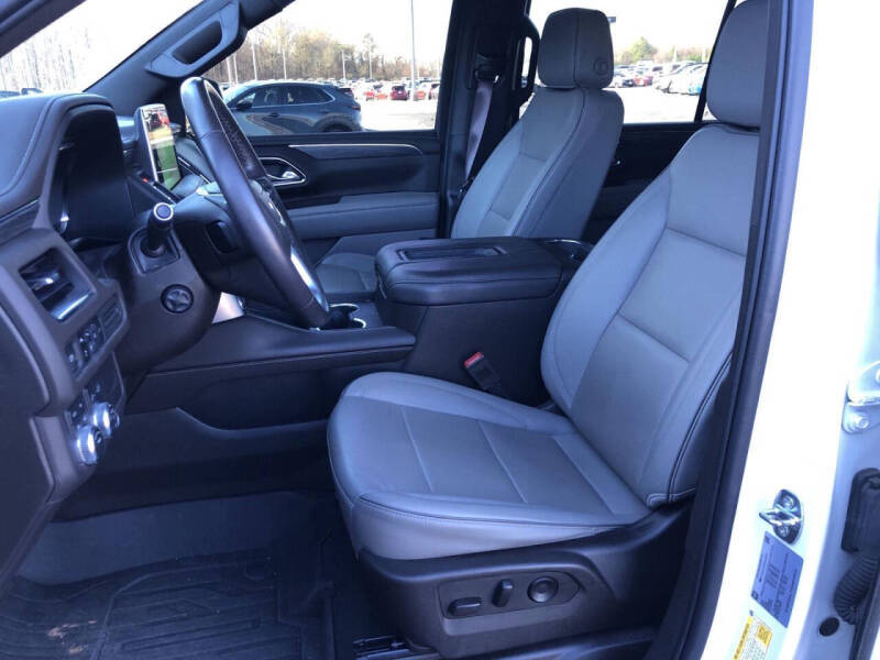 2022 GMC Yukon XL SLT