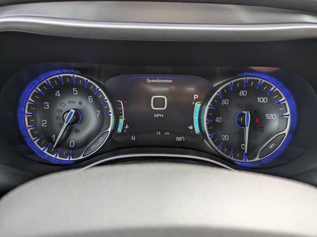 2026 Chrysler Voyager LX