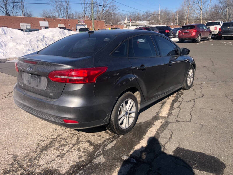 2017 Ford Focus SE