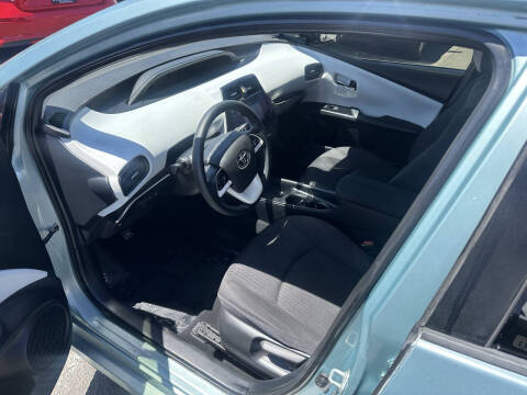 2017 Toyota Prius Two